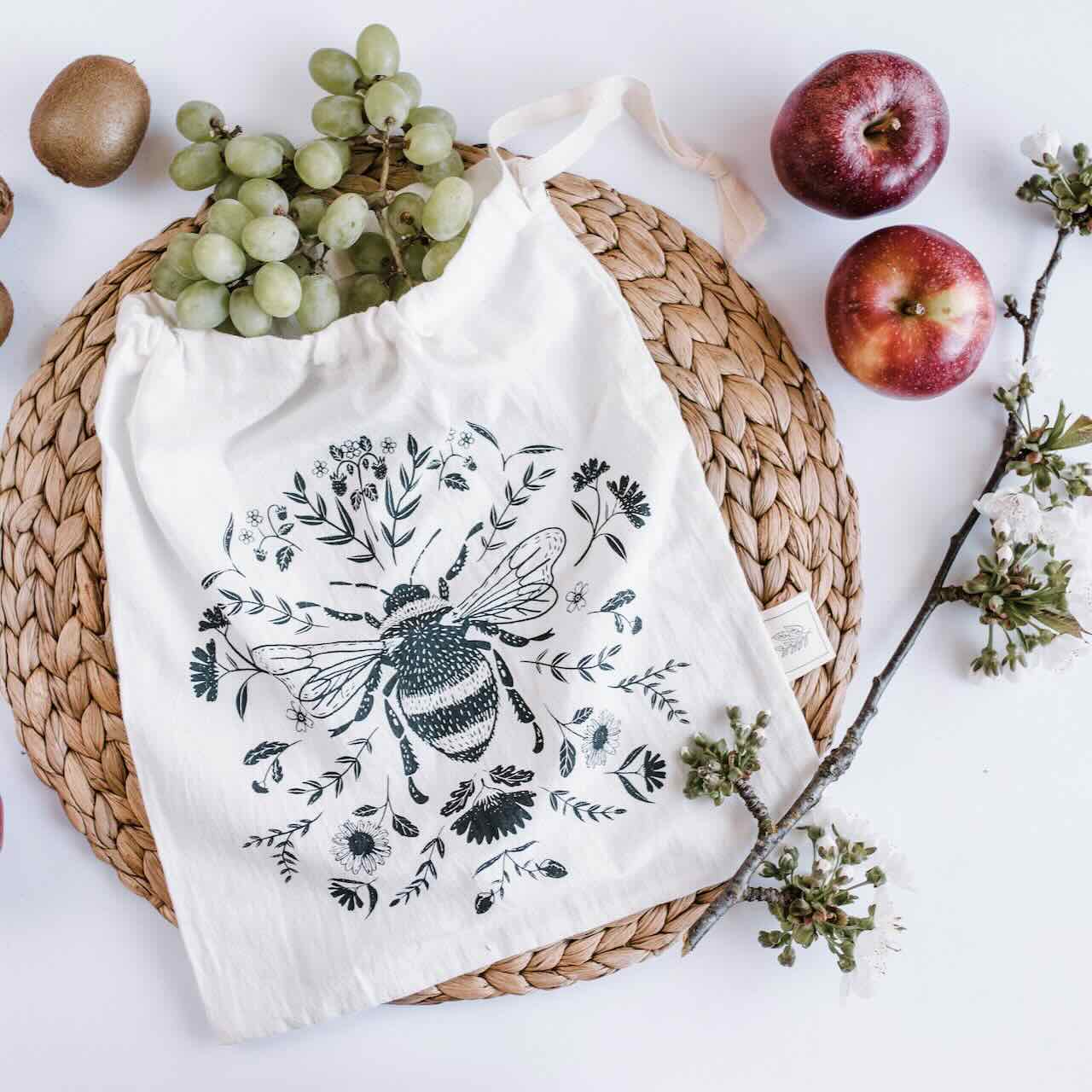 Reusable cotton bags for fruits and vegetables – La Petite Ourse